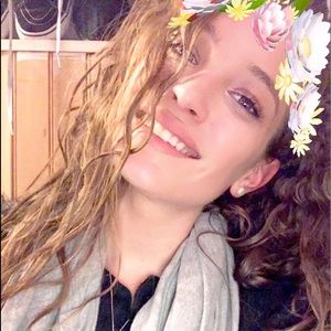 Meet your Posher, Jennie